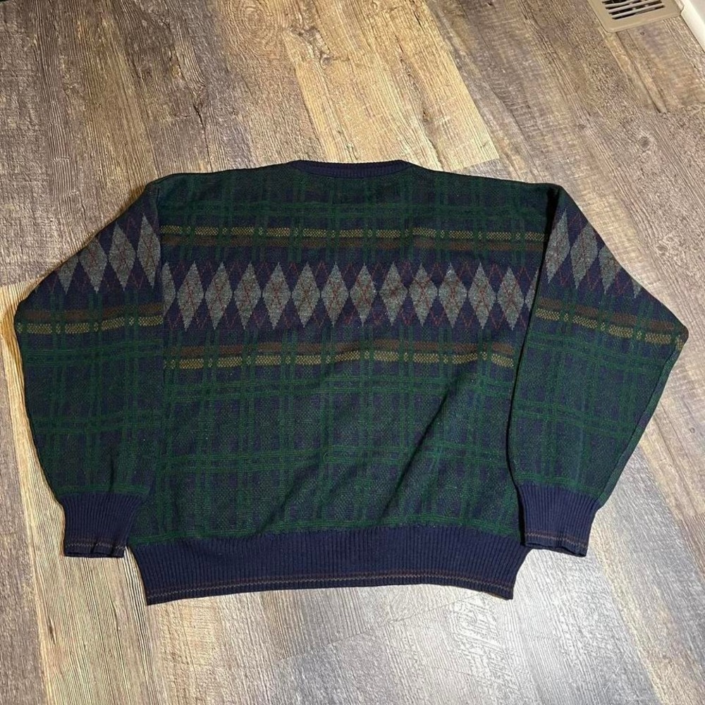 Vintage 1990s wool knit sweater Size XL - Picture 2 of 5